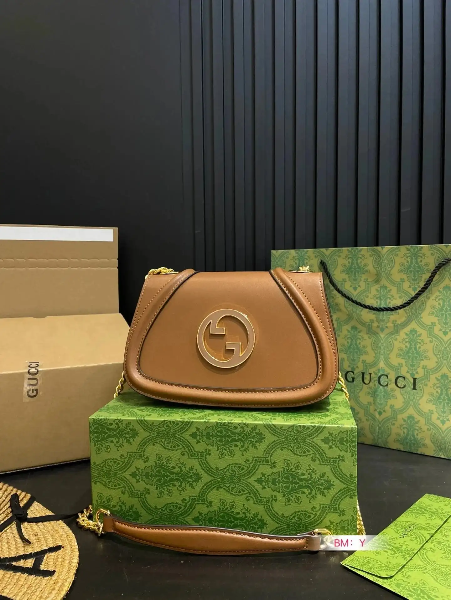 Gucci GG Supreme Horsebit Shoulder Bag 3
