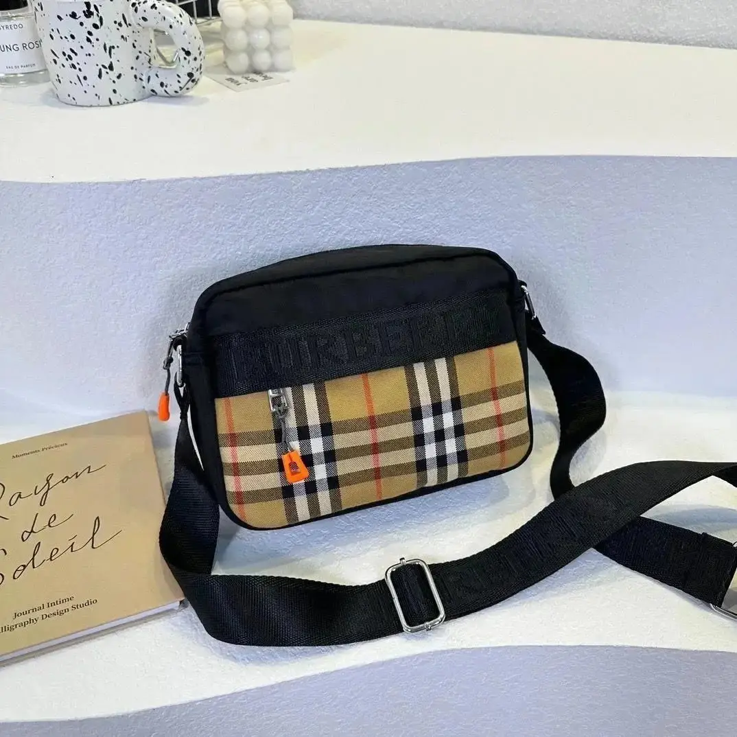 Burberry Vintage Check Crossbody Bag 3