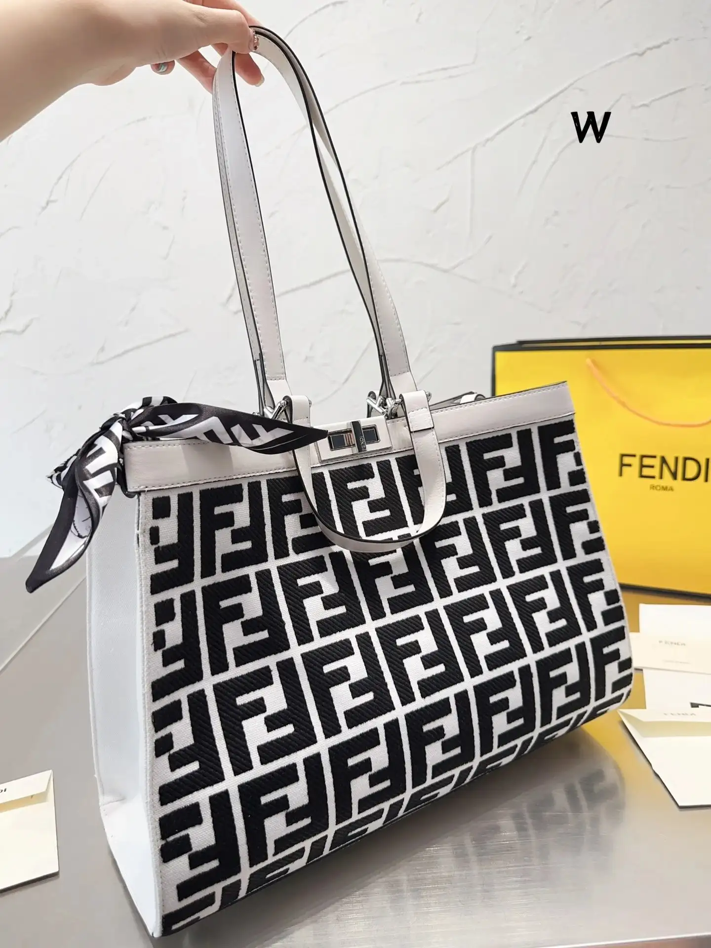 Fendi Chain Bag