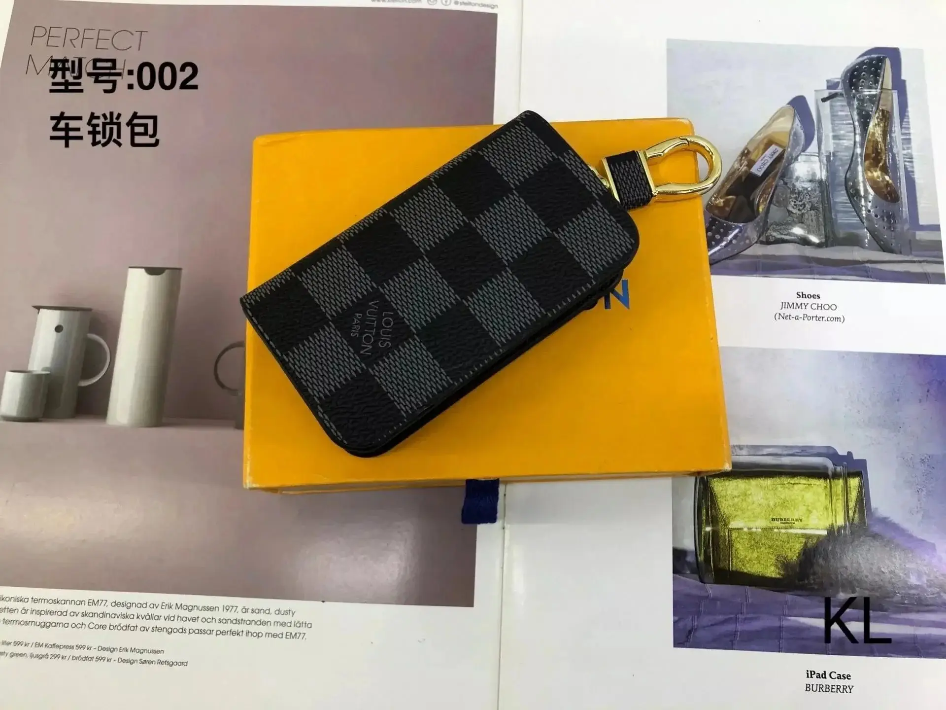 Louis Vuitton Short Wallet 2