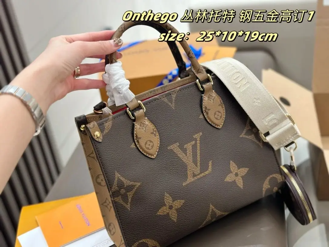 Coach Tote Bag 3